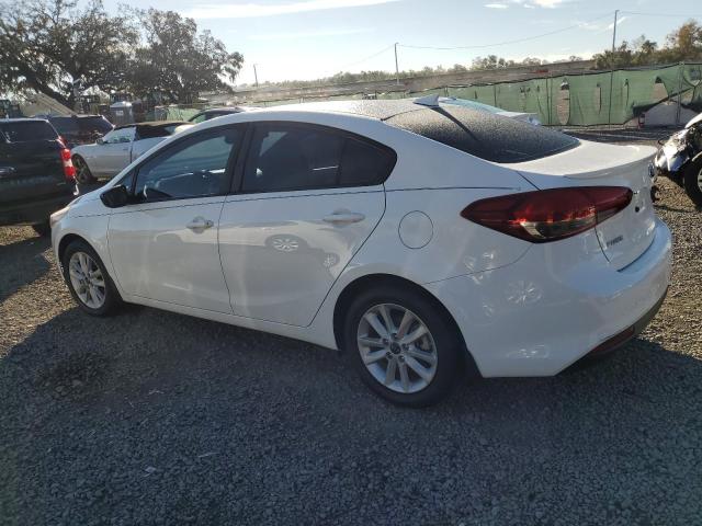 VIN 3KPFL4A77HE121020 2017 KIA FORTE no.2