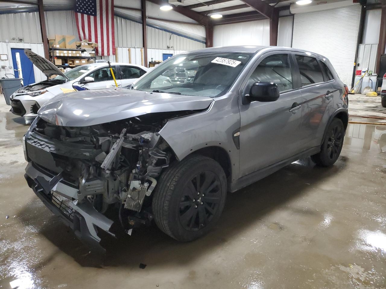 MITSUBISHI OUTLANDER ES