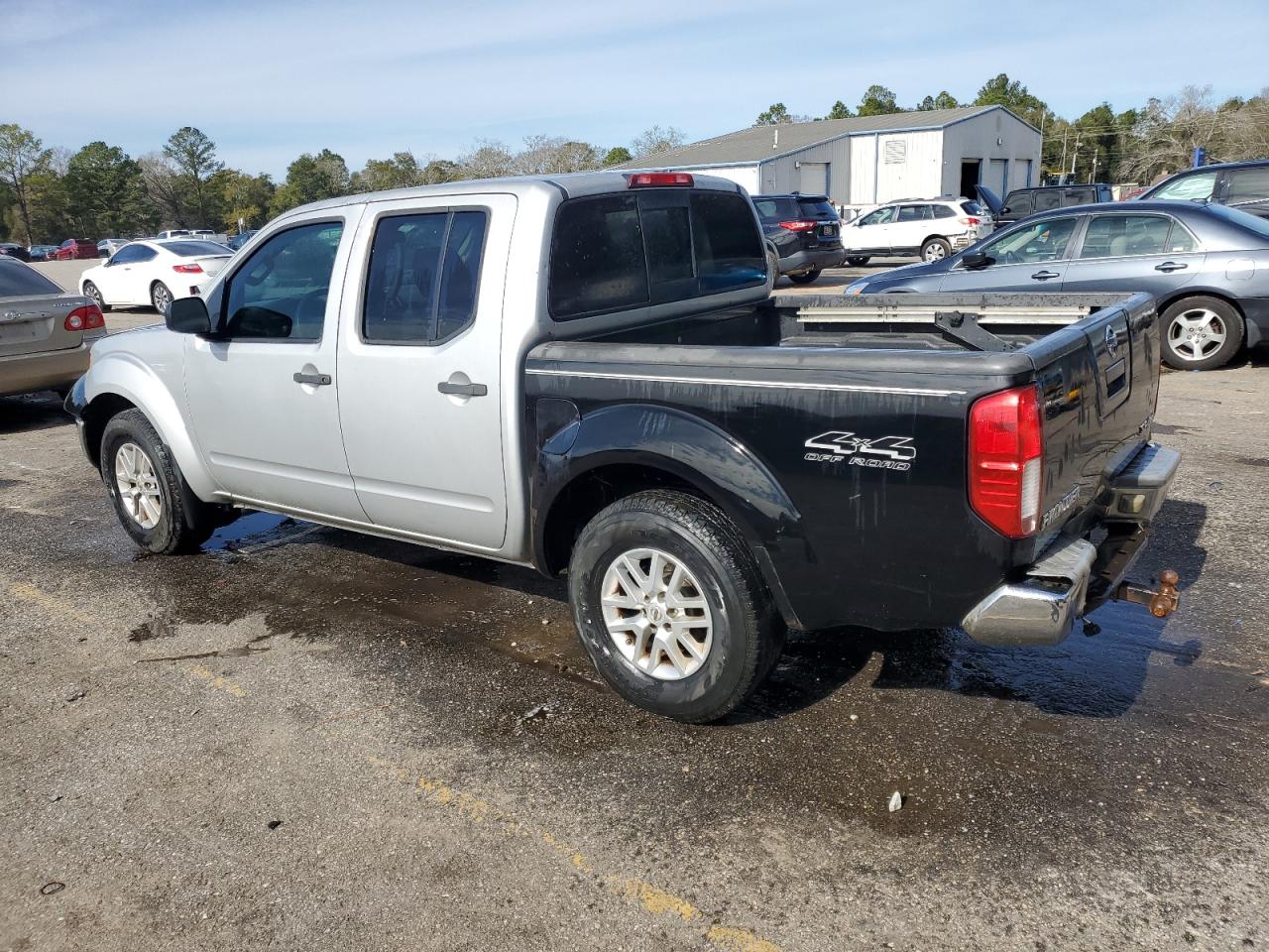 NISSAN FRONTIER S