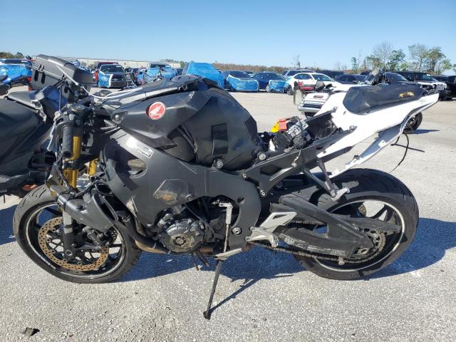 2017 HONDA CBR1000 RR JH2SC770XHK000139