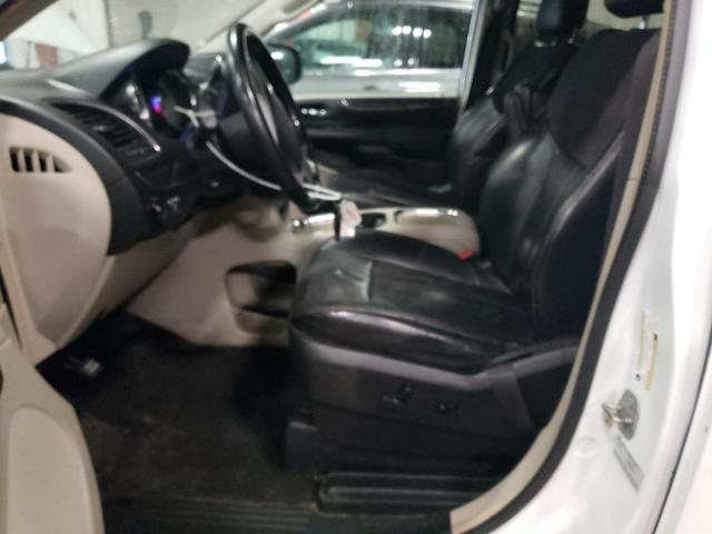 2016 CHRYSLER TOWN & COU - 2C4RC1GG8GR158402