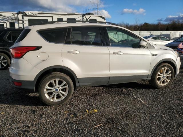 Vin: 1fmcu9hd8kua83956, lot: 87009664, ford escape sel 20193