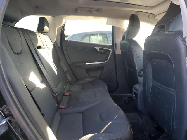 2015 VOLVO XC60 T6 PR - YV4902RC3F2599051