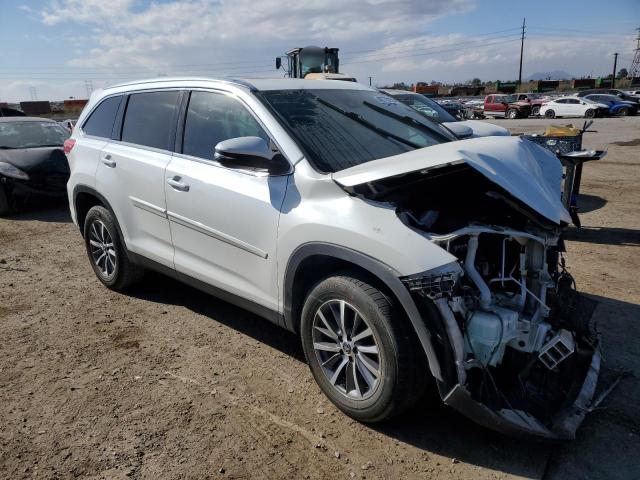 2019 TOYOTA HIGHLANDER 5TDKZRFH4KS302360