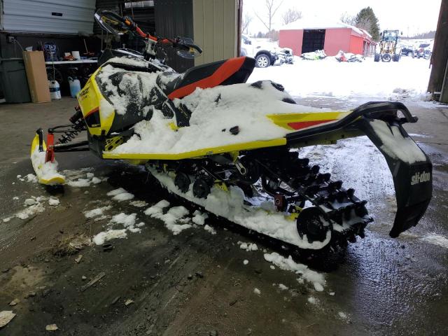 SKI DOO MXZ XRS850 2020 yellow   2BPSMXLP7LV000027 photo #4