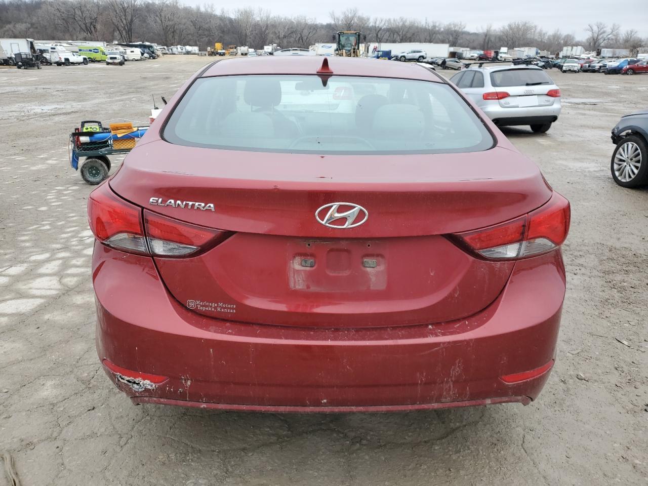 HYUNDAI ELANTRA SE