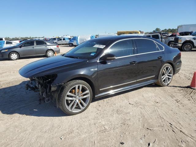 2017 VOLKSWAGEN PASSAT R-L - 1VWDT7A35HC033948