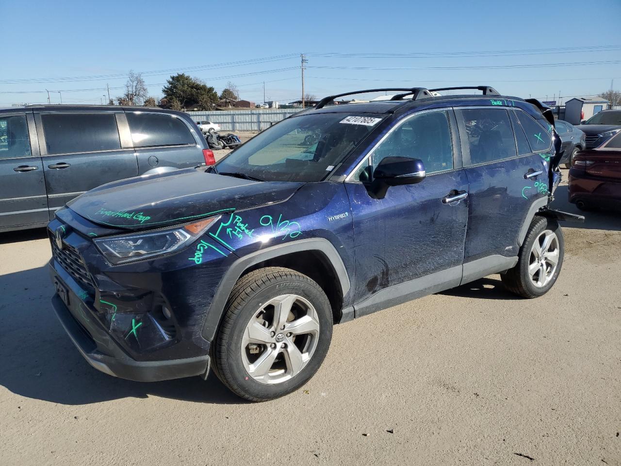  Salvage Toyota RAV4