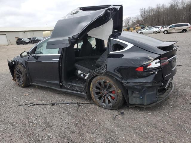 TESLA MODEL X 2018 black  electric 5YJXCAE29JF102227 photo #3