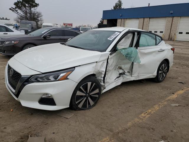 NISSAN ALTIMA SV 2021 white  gas 1N4BL4DW2MN356339 photo #1