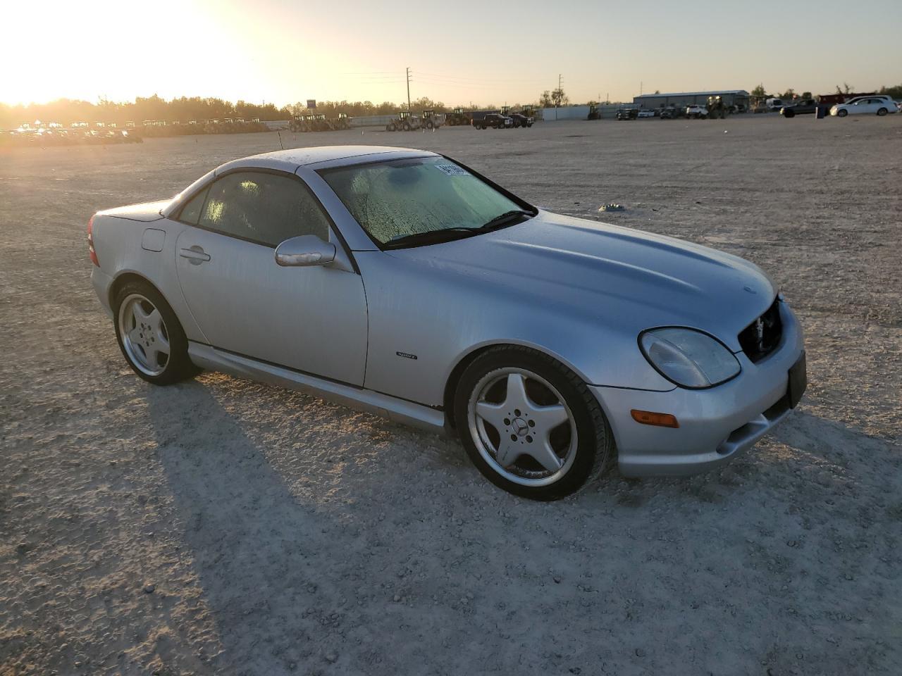 Lot #3056244690 2001 MERCEDES-BENZ SLK 320