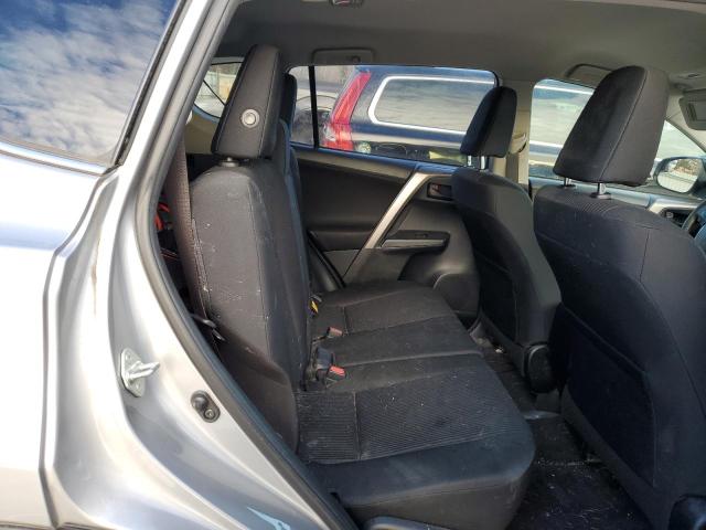 2018 TOYOTA RAV4 LE - JTMBFREV6JJ214910