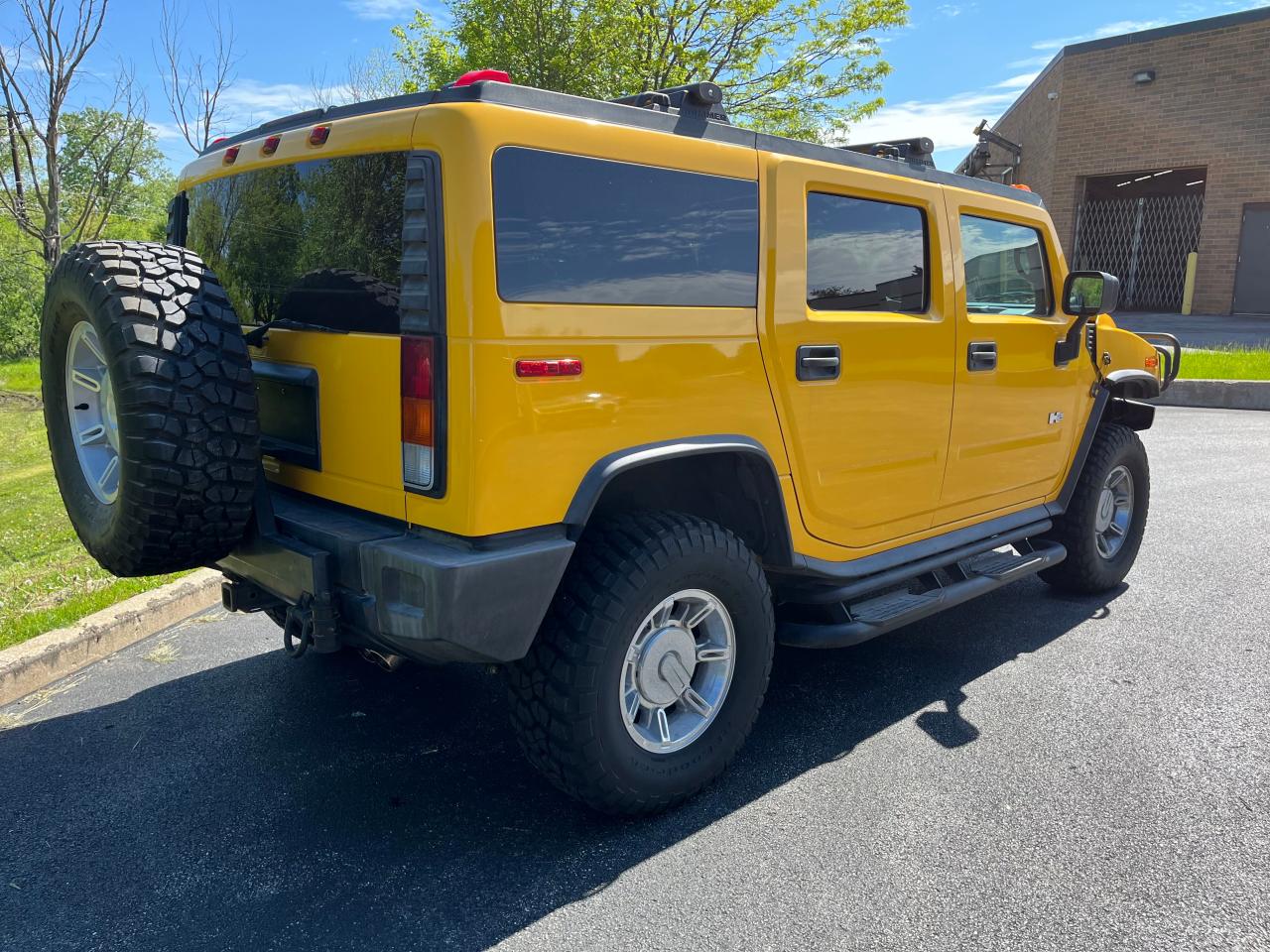 Lot #3051322662 2003 HUMMER H2