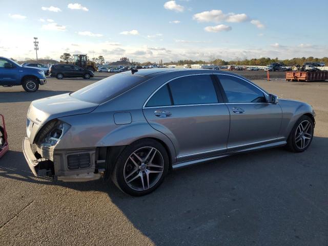 MERCEDES-BENZ S 550 4MAT 2010 silver sedan 4d gas WDDNG8GB2AA352263 photo #4