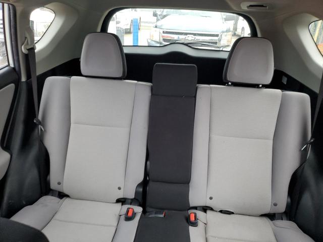 2017 TOYOTA RAV4 XLE JTMRFREV9HJ707750