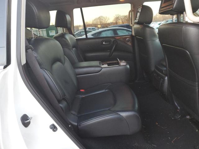 2016 INFINITI QX80 - JN8AZ2NF7G9611673