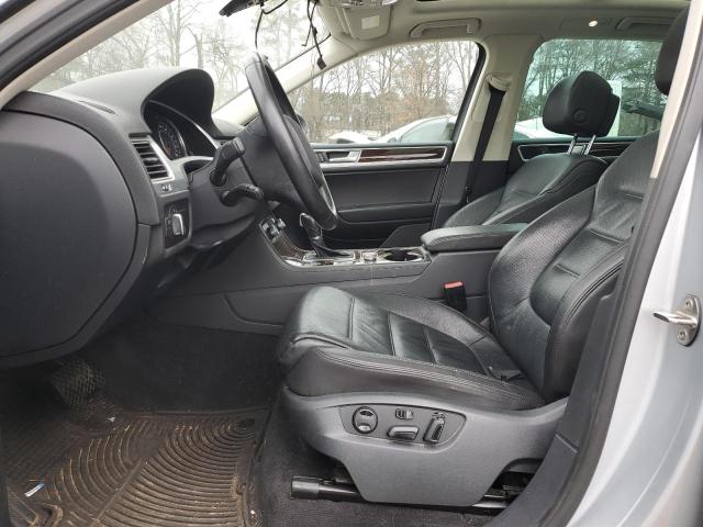 2016 VOLKSWAGEN TOUAREG SP WVGEF9BP1GD010201