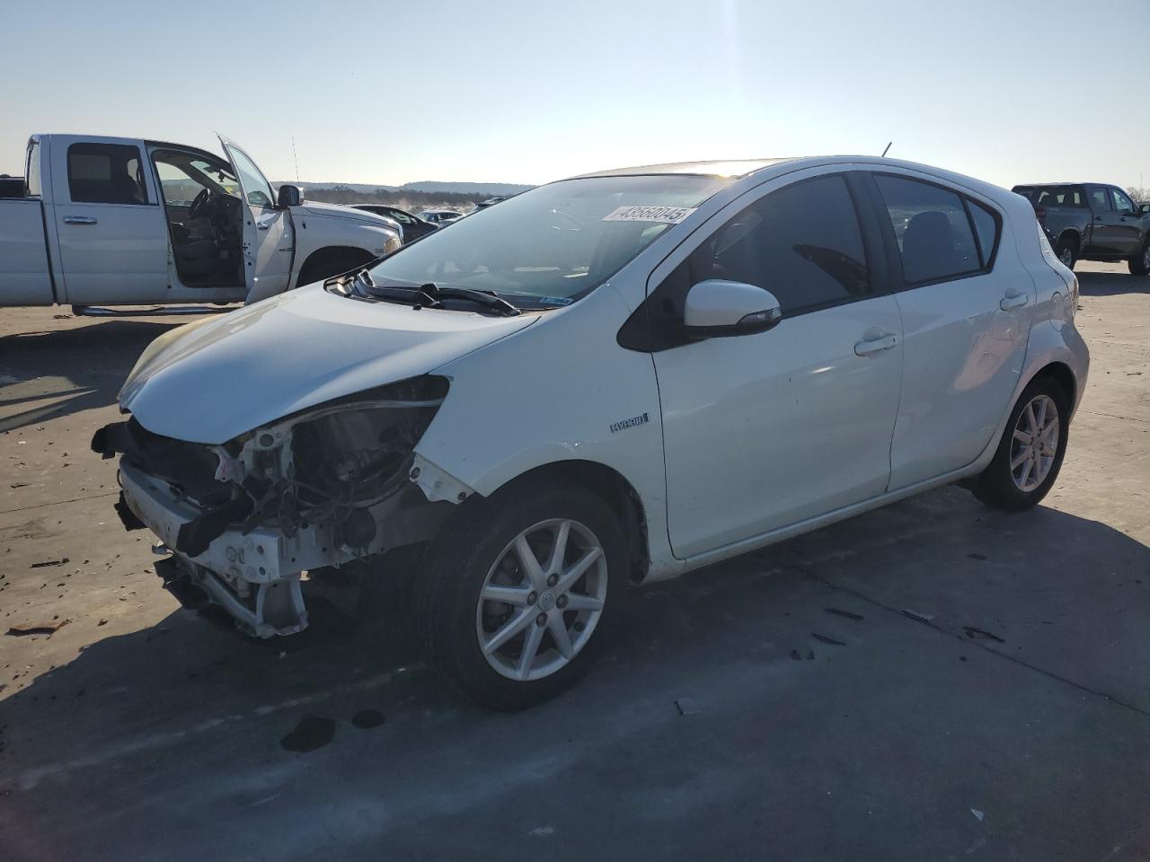  Salvage Toyota Prius