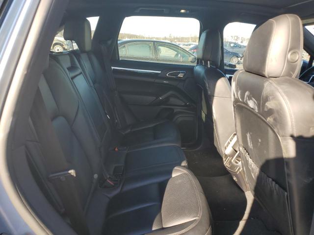 2016 PORSCHE CAYENNE - WP1AA2A20GKA36085