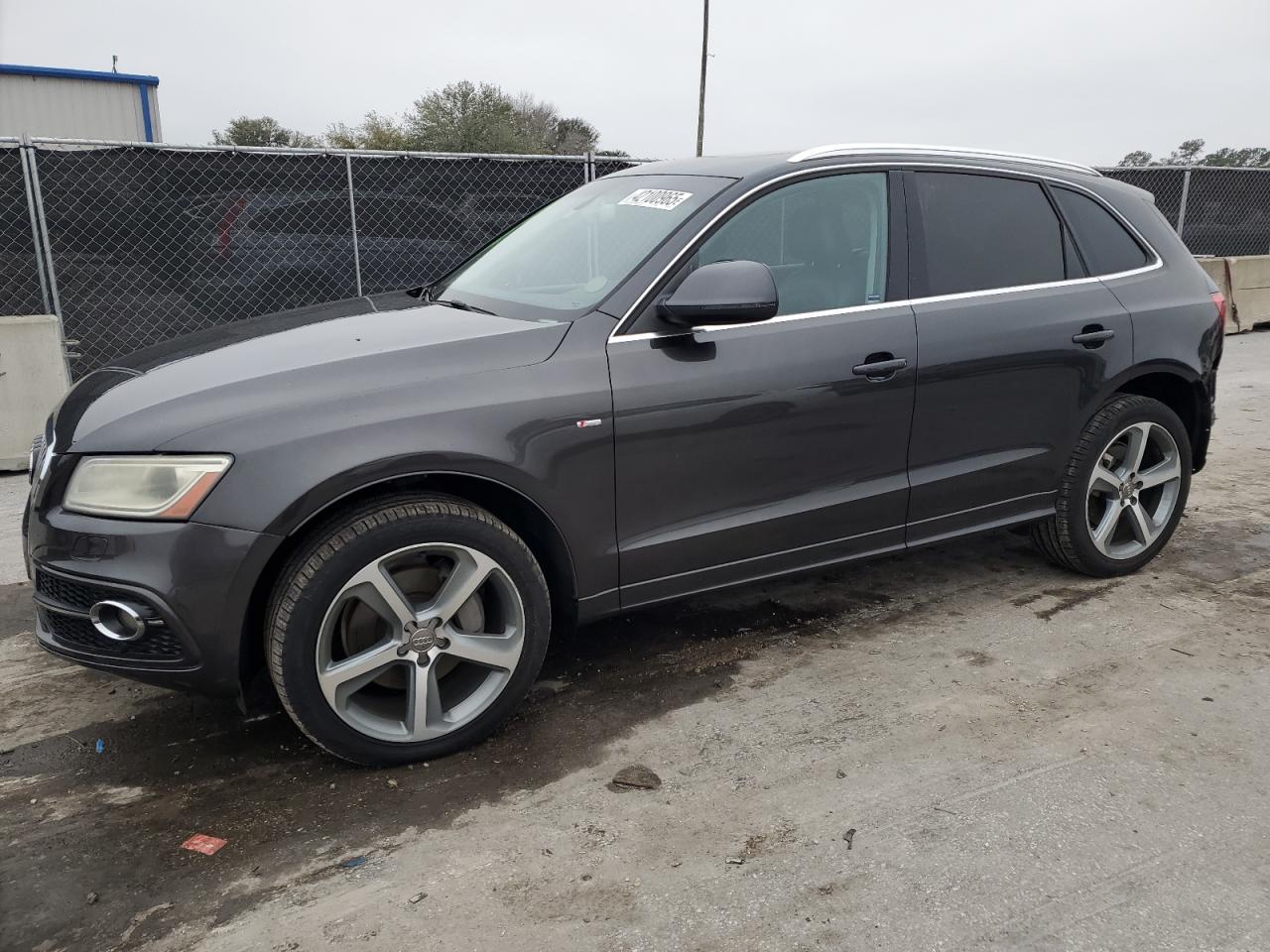  Salvage Audi Q5