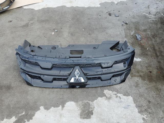 2024 MITSUBISHI OUTLANDER - JA4ARUAU8RU018457