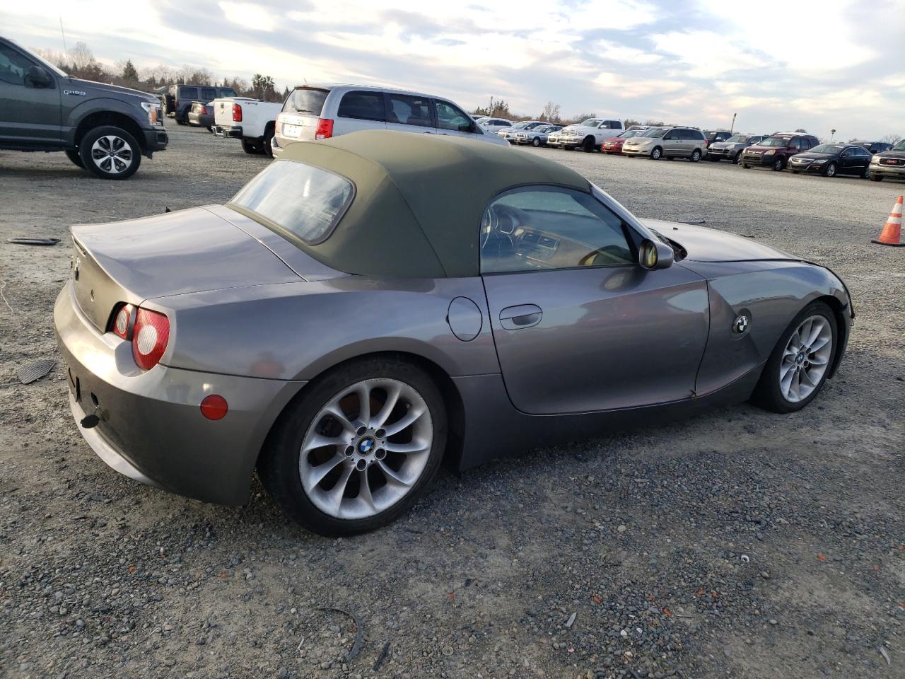 Lot #3050407911 2005 BMW Z4 2.5