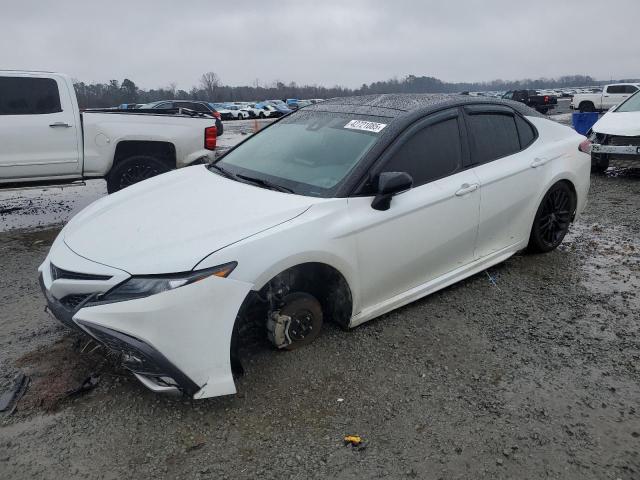 2022 TOYOTA CAMRY XSE 4T1K61AK4NU070884