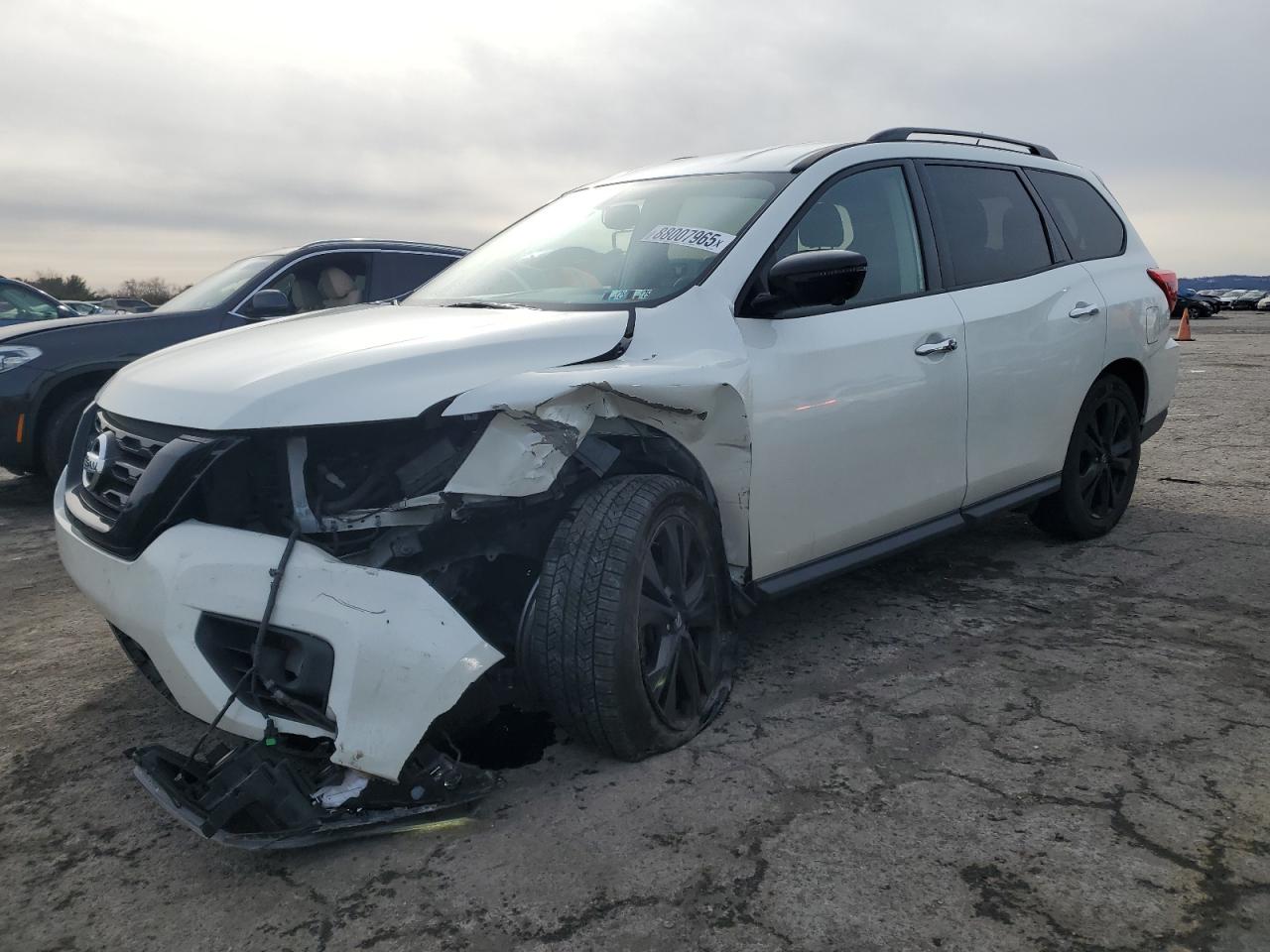  Salvage Nissan Pathfinder