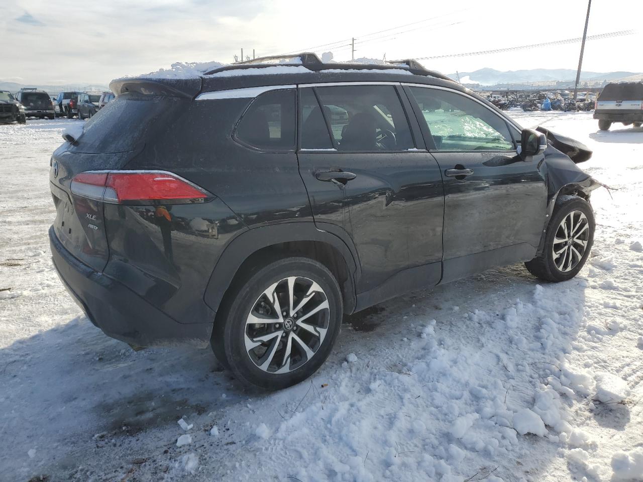 TOYOTA COROLLA CROSS XLE