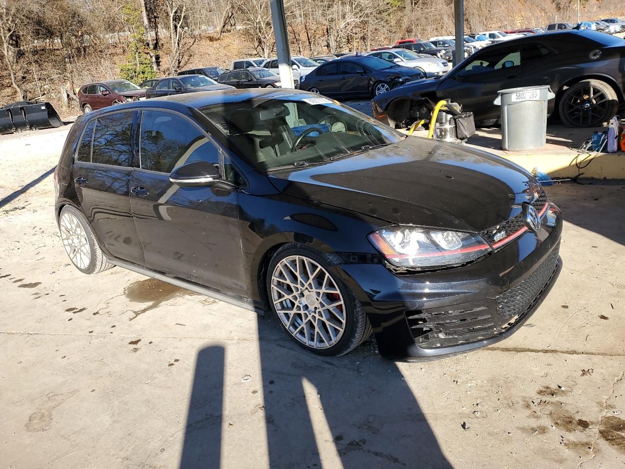 VOLKSWAGEN GOLF GTI S