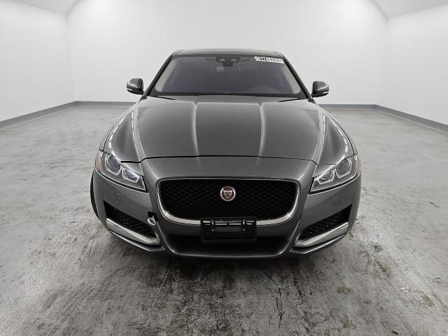 2017 JAGUAR XF PREMIUM SAJBD4BN7HCY43301