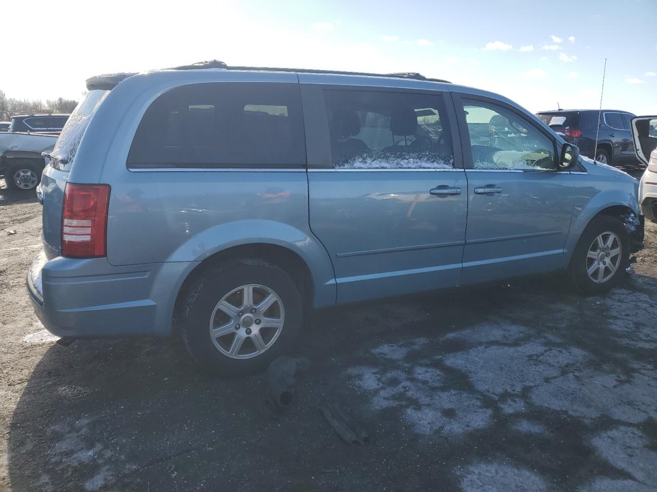 Lot #3050507151 2010 CHRYSLER TOWN & COU