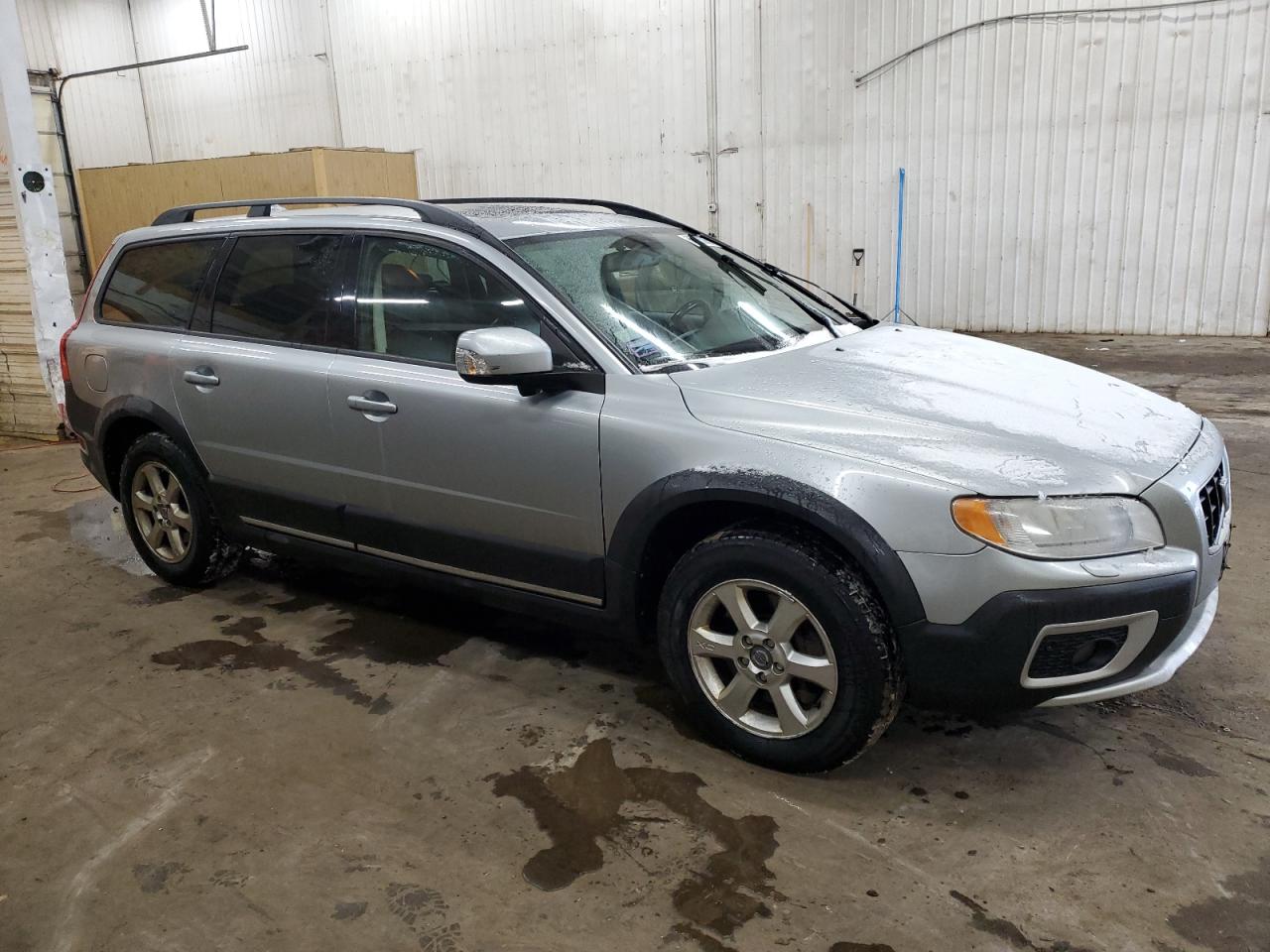 Lot #3052552128 2008 VOLVO XC70