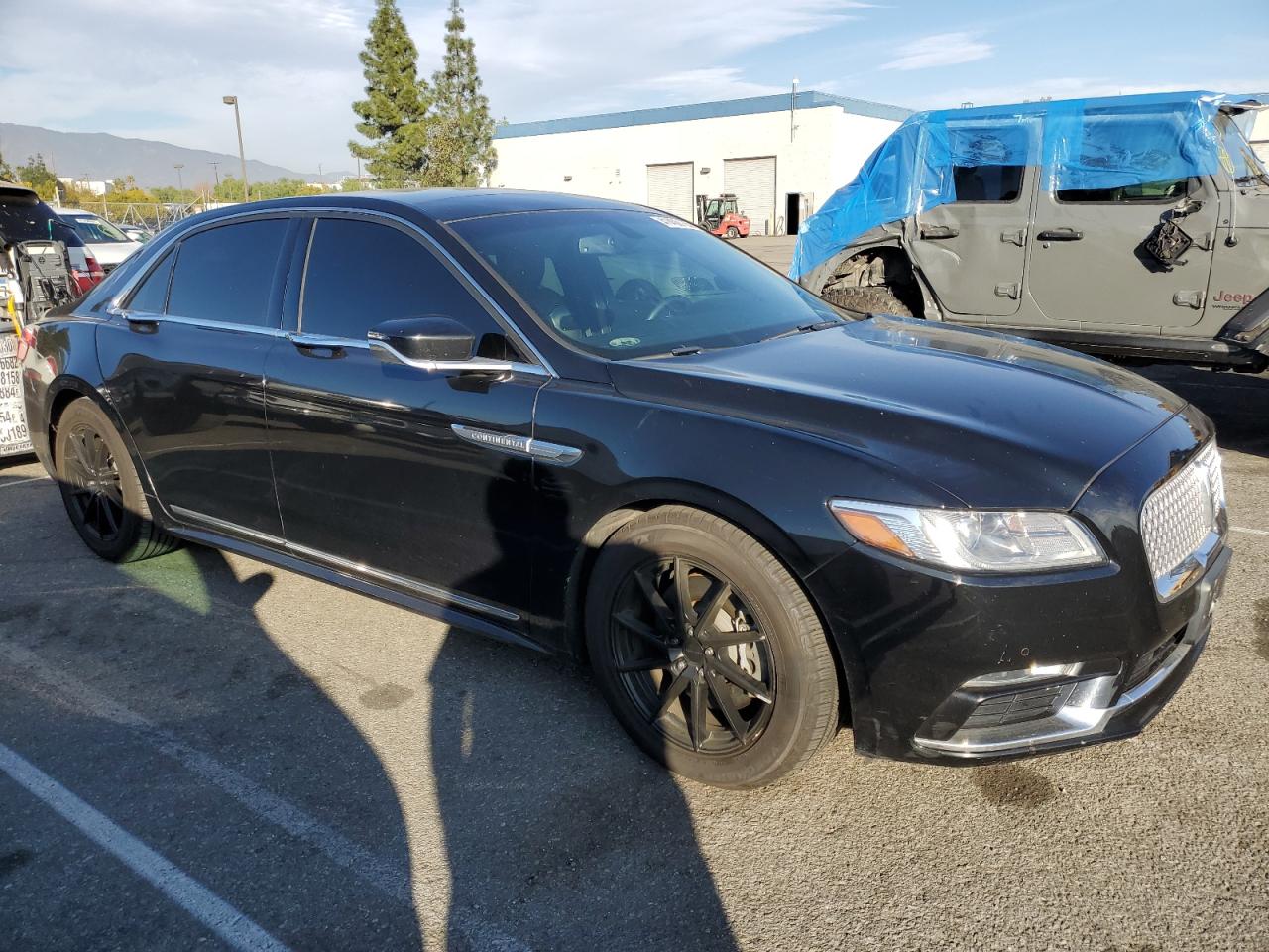 Lot #3048751775 2018 LINCOLN CONTINENTA