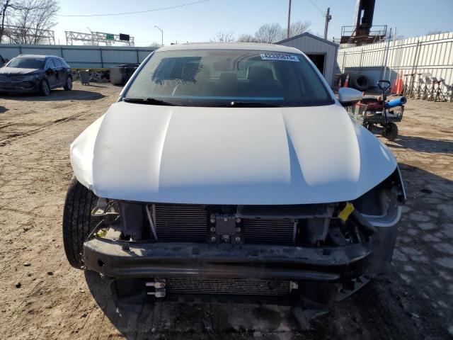 2016 VOLKSWAGEN PASSAT SE - 1VWBT7A37GC013920