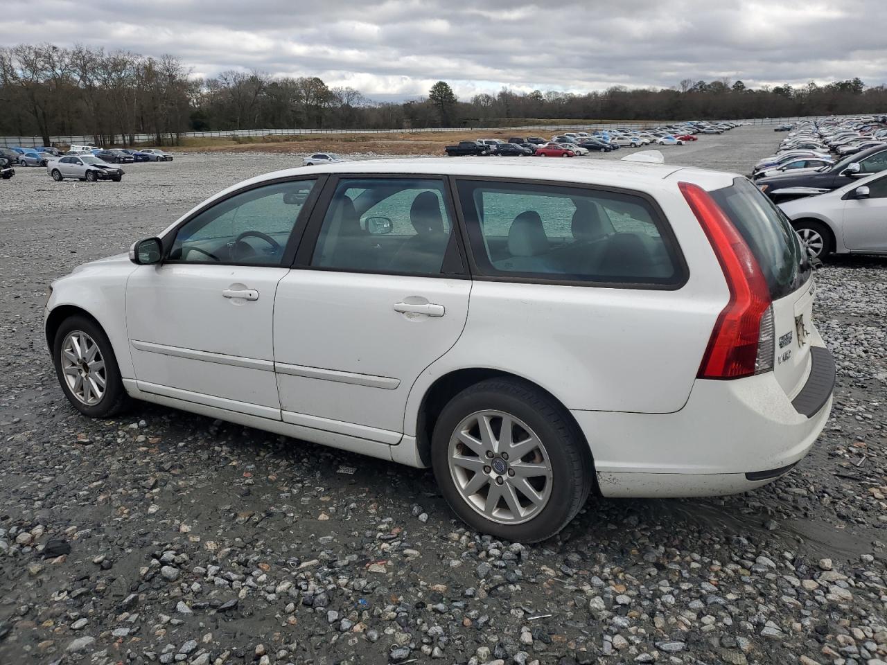 Lot #3048391734 2008 VOLVO V50 2.4I