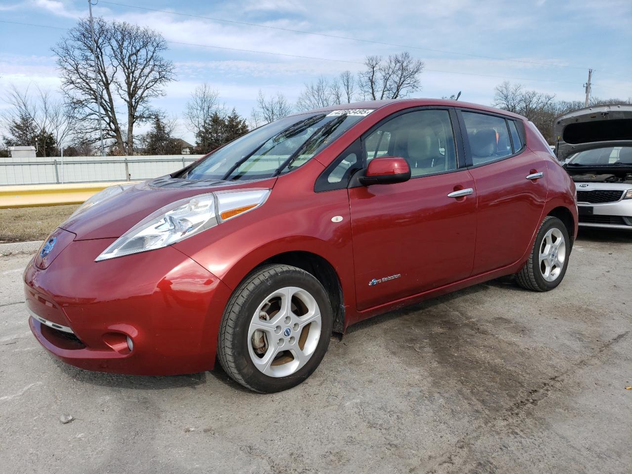  Salvage Nissan LEAF