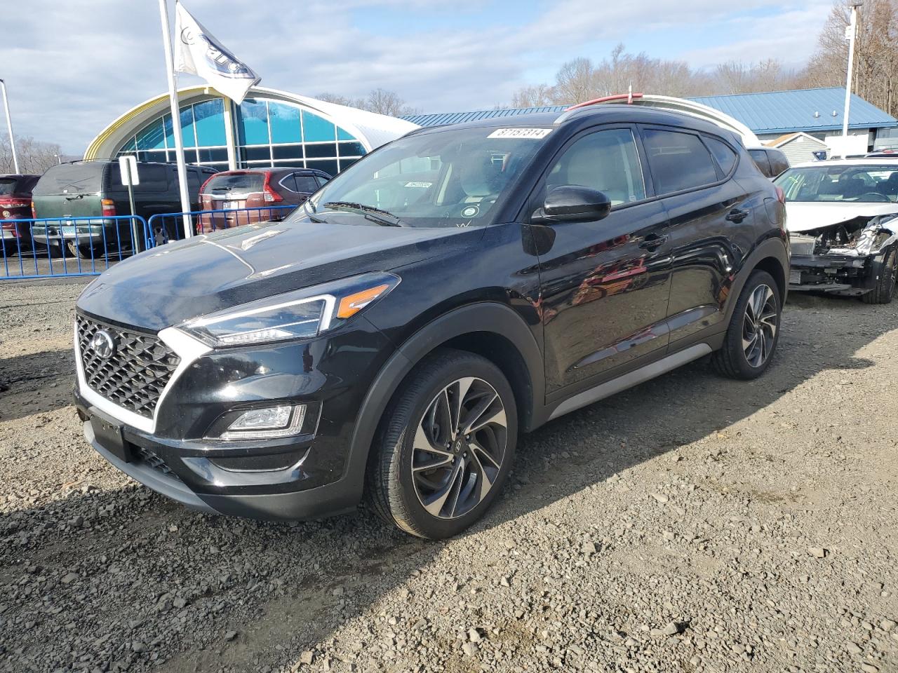  Salvage Hyundai TUCSON