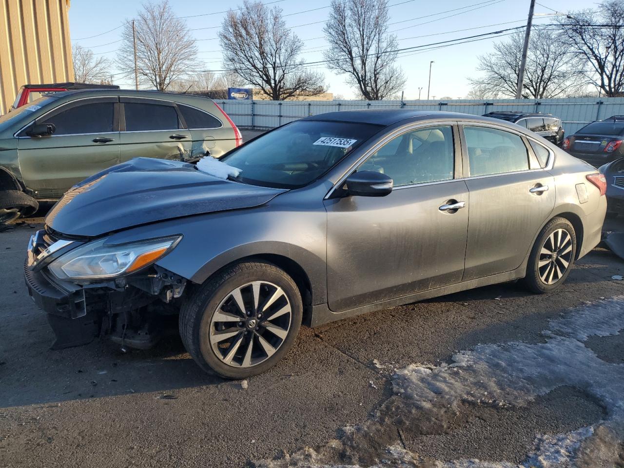  Salvage Nissan Altima