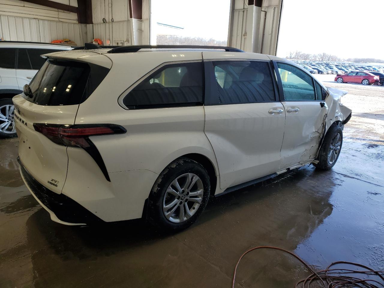 Lot #3044760055 2023 TOYOTA SIENNA XSE