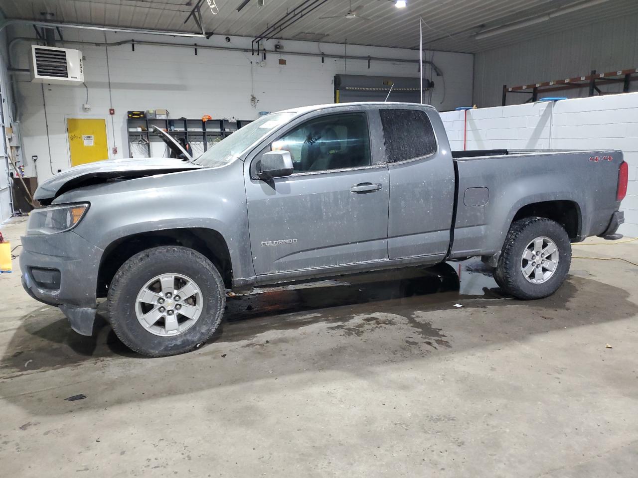 CHEVROLET COLORADO