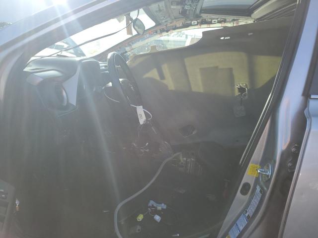 2016 TOYOTA RAV4 XLE - 2T3RFREV8GW462259