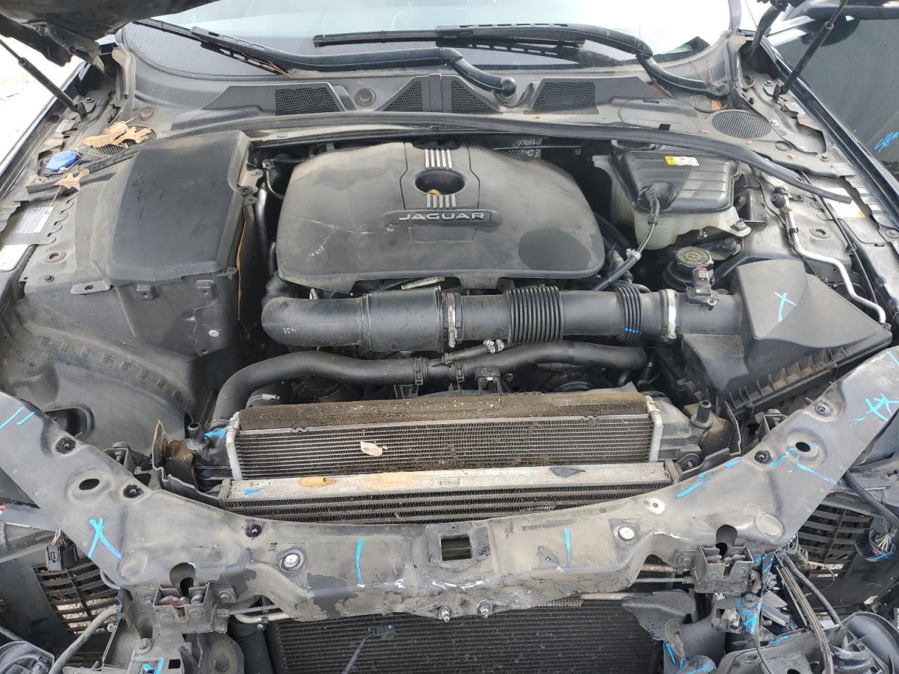 JAGUAR XF 2.0T PREMIUM