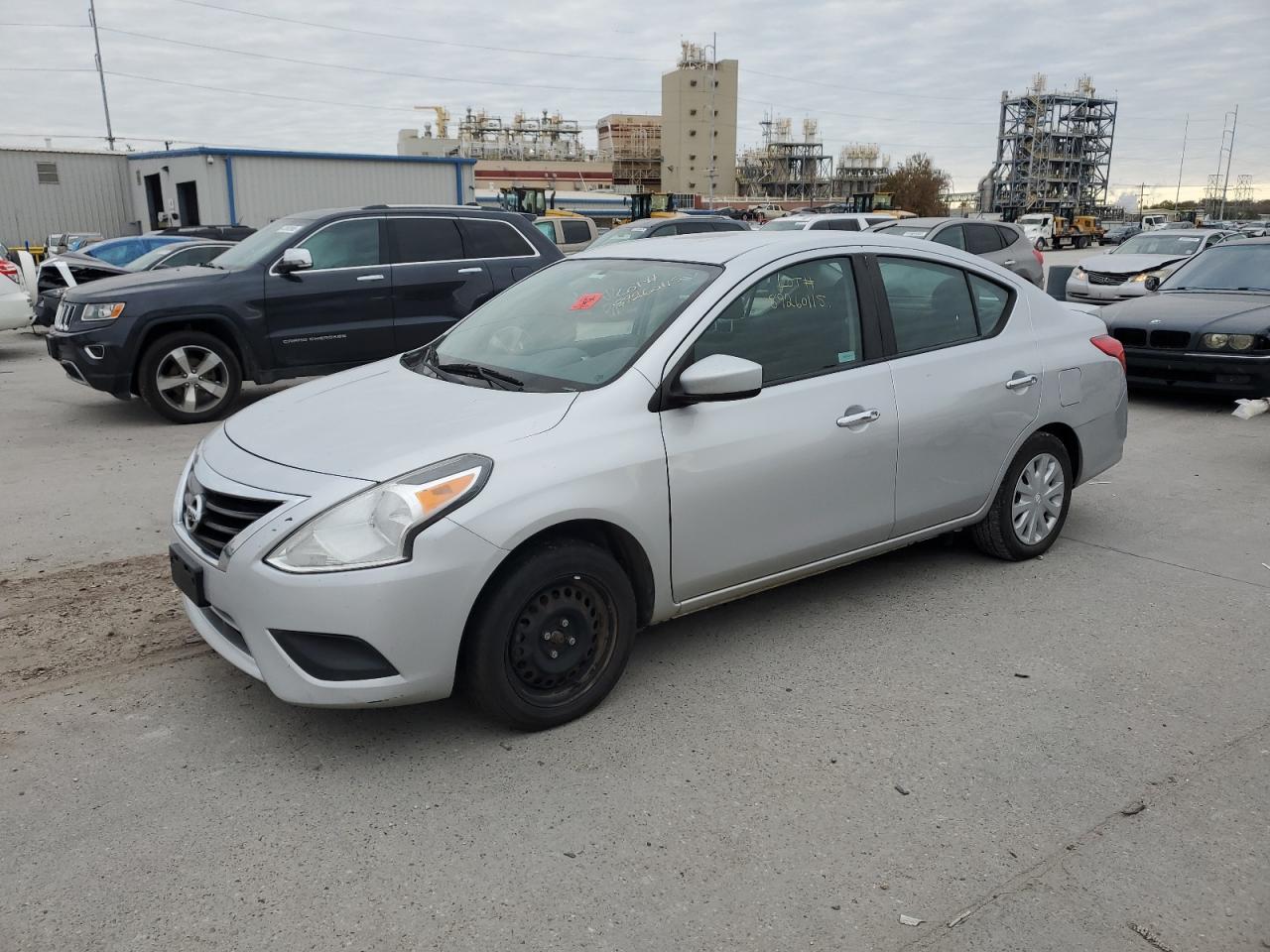  Salvage Nissan Versa