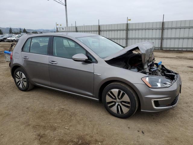 2016 VOLKSWAGEN E-GOLF SE - WVWKP7AU2GW912859