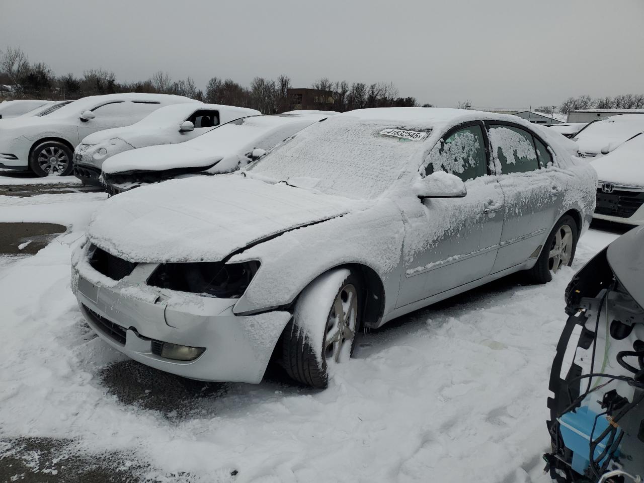  Salvage Hyundai SONATA