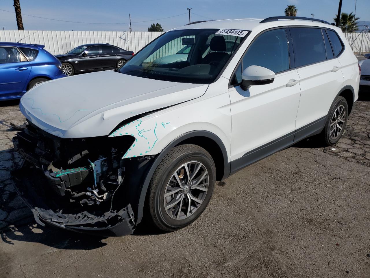  Salvage Volkswagen Tiguan