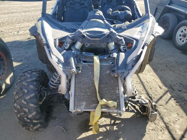 2018 CAN-AM MAVERICK X - 3JBVNAW41JK000397