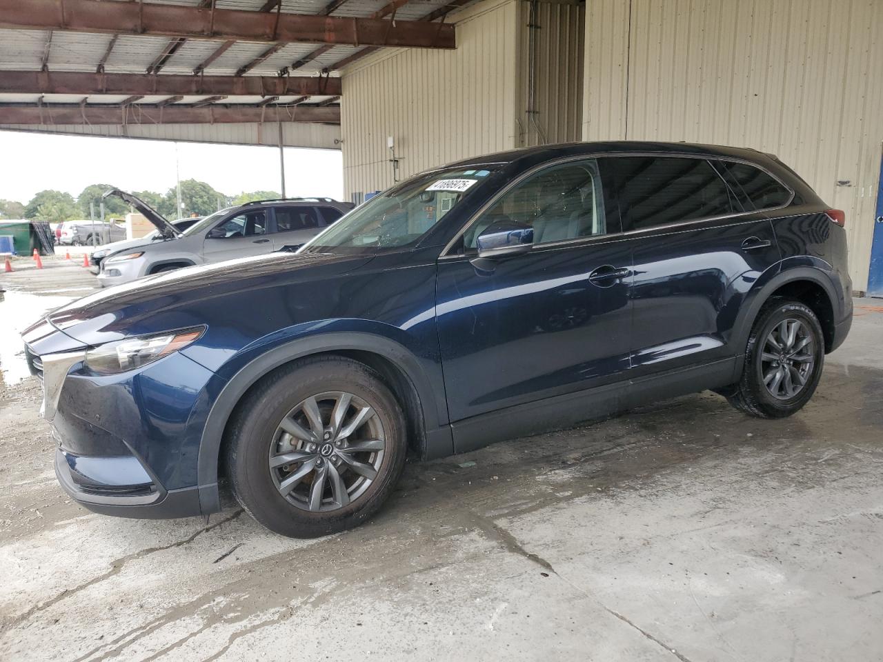  Salvage Mazda Cx