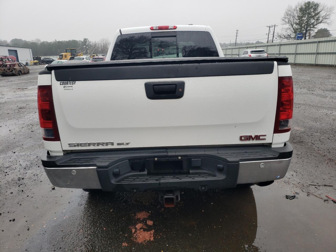 GMC SIERRA K2500 SLT